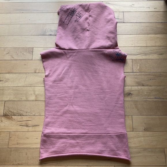 Dear Pony Pink Hoodie with Cut Off Sleeves Shirt - Picture 9 of 12